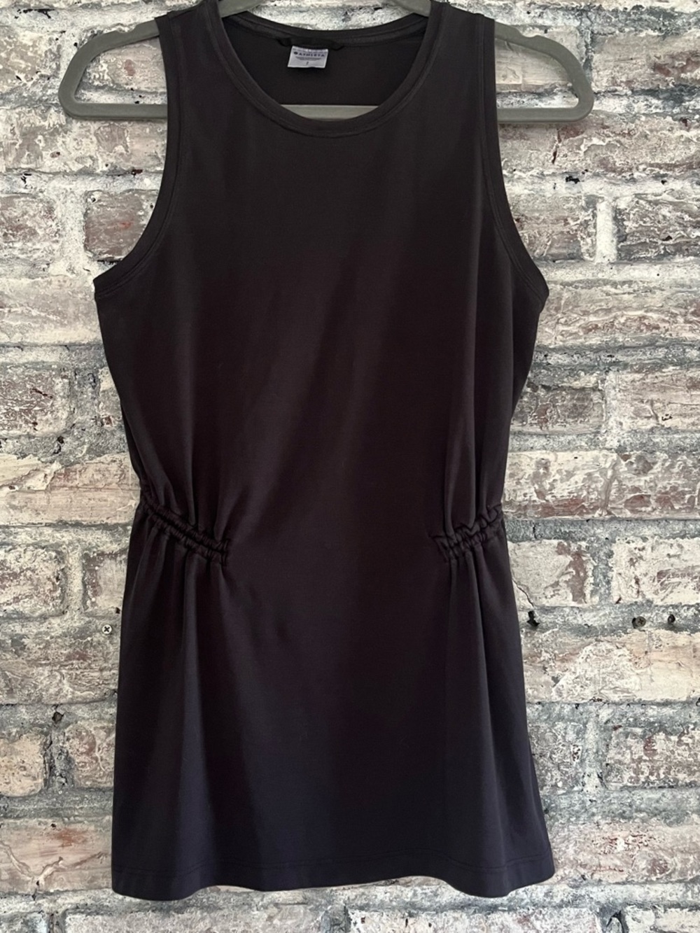 Athleta Black Sleeveless Tanktp with Cinched Waist so flowy and comfortable